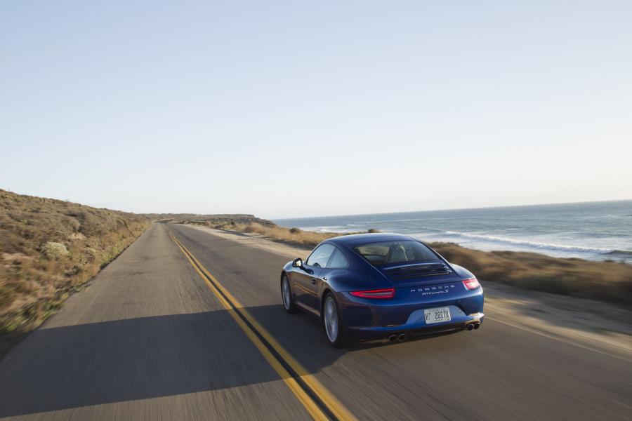  Porsche 911 Carrera S 2012 года  (фото 40 из 155)